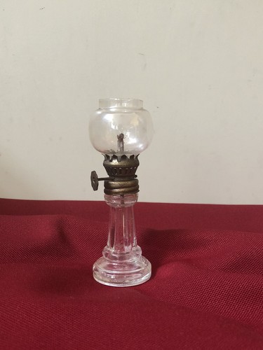 Piccola lampada olio d - ad,
