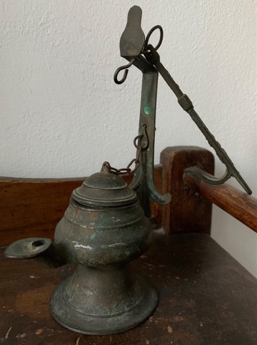 Antica lampada olio - lampada, in