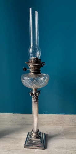 Antica vecchia lampada lume - vecchia,